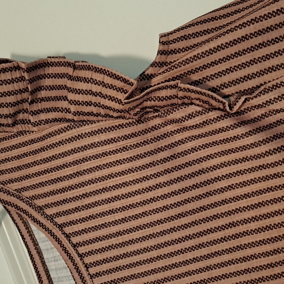 🌂New khaki striped crewneck tank - Picture 8 of 10